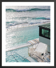 Load image into Gallery viewer, Icebergs NYD