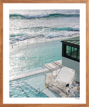 Load image into Gallery viewer, Icebergs NYD