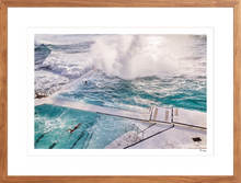 Load image into Gallery viewer, Icebergs Splash