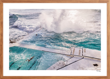 Load image into Gallery viewer, Icebergs Splash