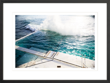 Load image into Gallery viewer, Icebergs Drama
