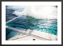 Load image into Gallery viewer, Icebergs Drama